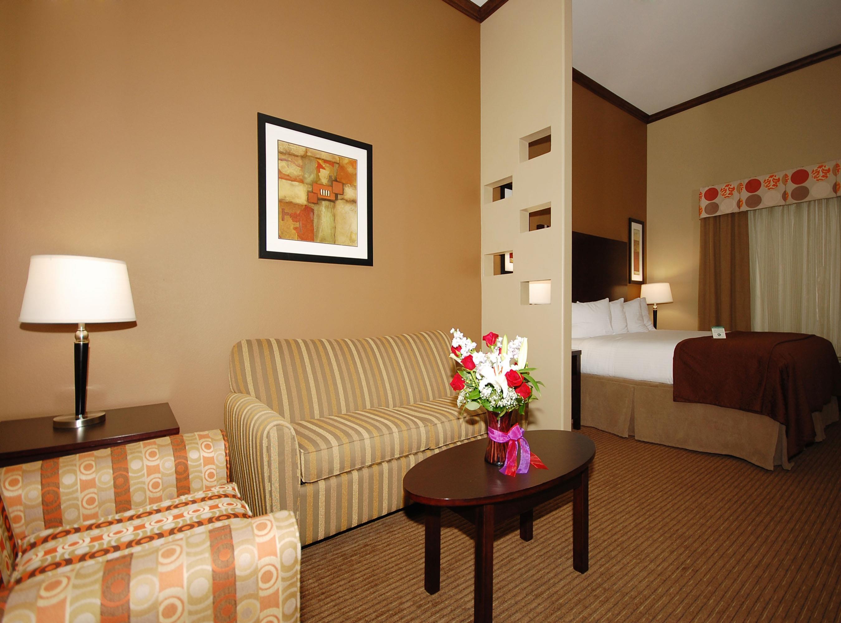 Best Western Plus Texoma Hotel & Suites Denison Exterior photo